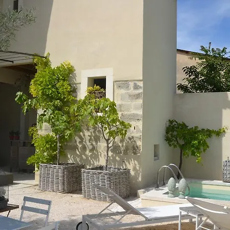 Mas A L'improviste 3* Maillane